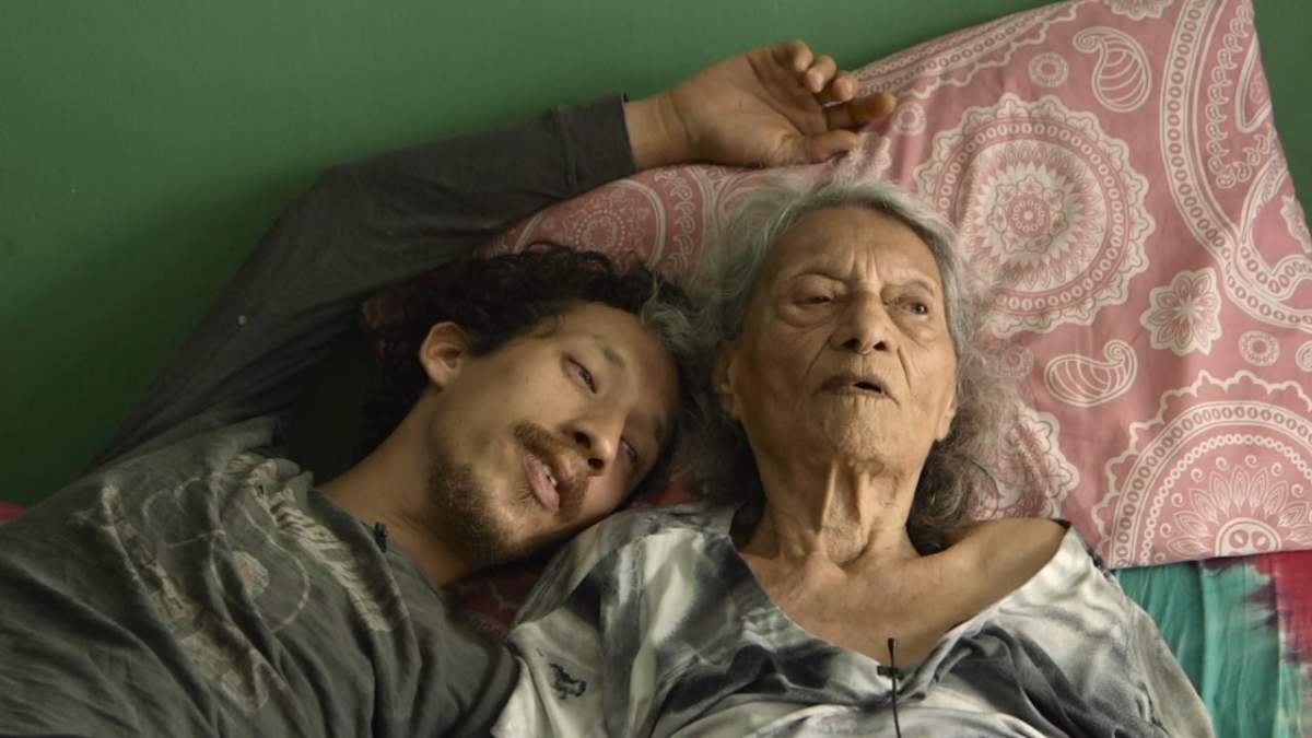 Crítica de América de Erick Stoll y Chase&nbsp;Whiteside