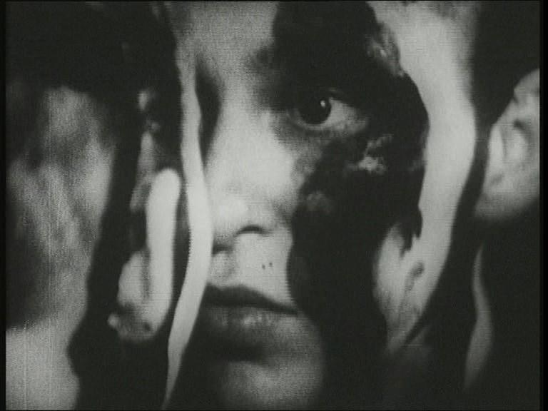 Fotograma de la película Kugelkopf (1985).