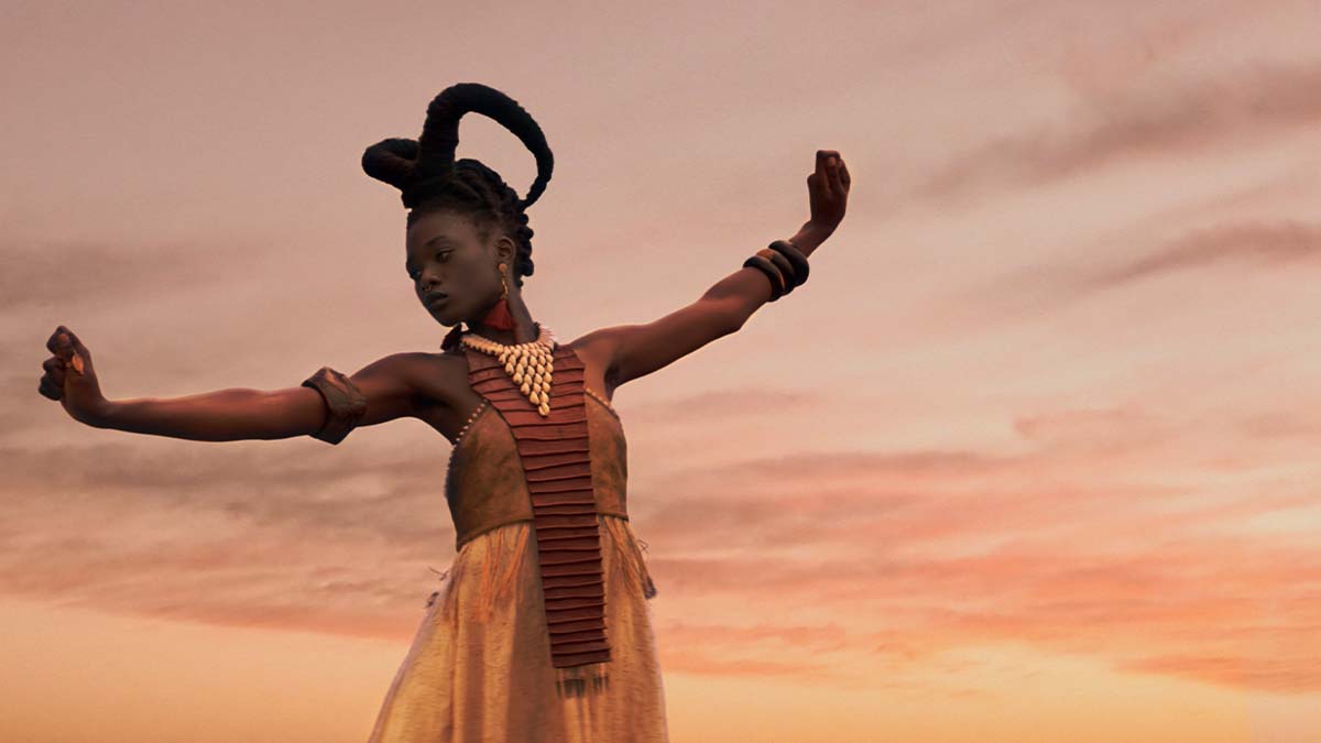 Fotograma de la película «La noche de los reyes» de Philippe Lacôte.