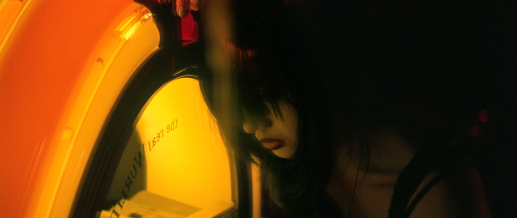 Fotograma de la película "Ángeles caídos" de Wong Kar-wai.