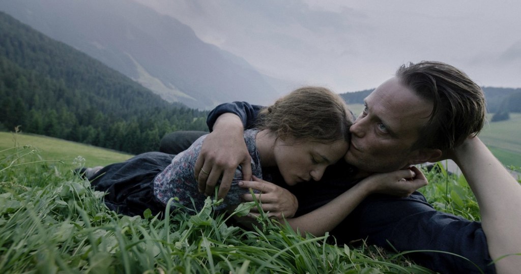 Fotograma de la película "Una vida oculta" de Terrence Malick. 