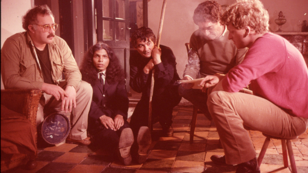 Fotograma de la película «El techo de la ballena» de Raúl Ruiz.